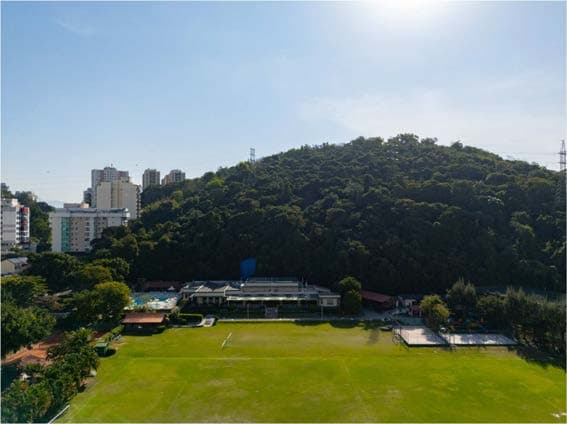 Campo e clube do Rio Cricket, em frente ao empreendimento